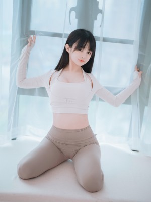 [桜井宁宁] 瑜伽妹妹_0021