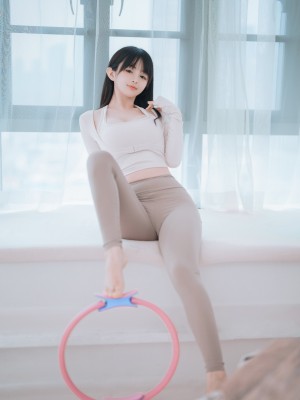 [桜井宁宁] 瑜伽妹妹_0024