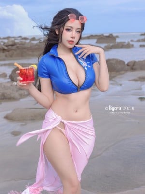 Byoru - Nico Robin