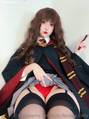Misswarmj  onlyfans散图合集_689
