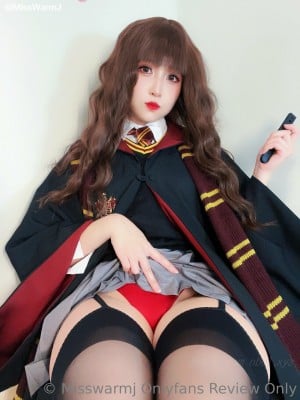 Misswarmj  onlyfans散图合集_690