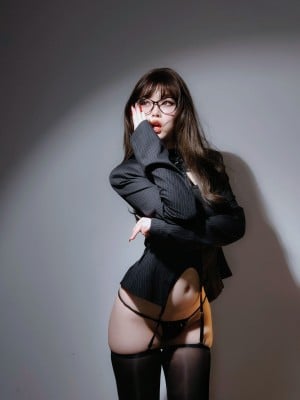 女主K 秘书の丝袜[93P+2V]_72