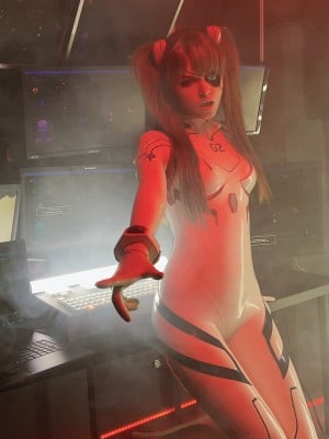 Shirogane-sama - Asuka_Asuka - White Suit Backstage 0054