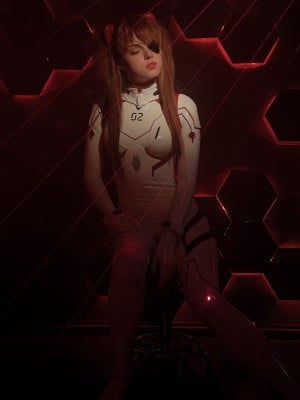 Shirogane-sama - Asuka_Asuka - White Suit Backstage 0057