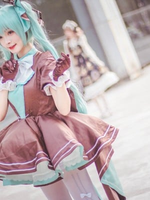 [宵鱼鱼] miku同人兔子洋装_06