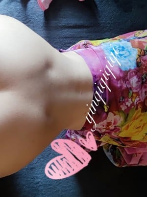 女朋友_EaEbAFeUcAAqF-w