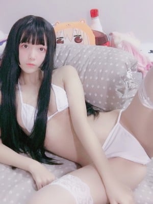 [小奈奈] 白絲比基尼_004