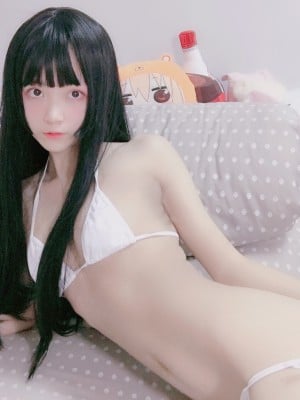 [小奈奈] 白絲比基尼_012