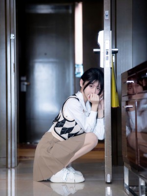 [XiuRen秀人网] 2023.02.27 No.6329 短裙美腿 谢小蒽_A003