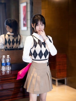 [XiuRen秀人网] 2023.02.27 No.6329 短裙美腿 谢小蒽_A008