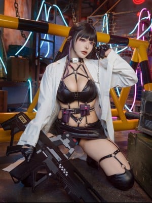 秋和柯基 & Natsuko夏夏子 米哈拉&尤妮_05