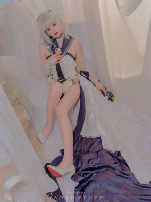 咬一口兔娘ovo 梳妆的大小姐-可畏_12