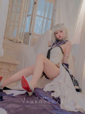 咬一口兔娘ovo 梳妆的大小姐-可畏_11