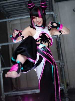 Comonun - Juri_006