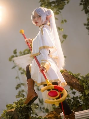 Umeko J - Frieren_010