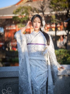[Hane Ame／雨波] Original 2024 New year Silver Kimono_12