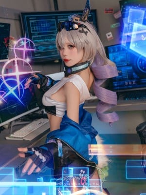 Niantutu - Silver Wolf_06