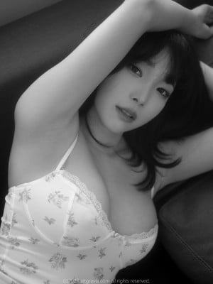 Kang In-kyung (강인경) - AG.508_Kang-In-kyung-AG.508-02