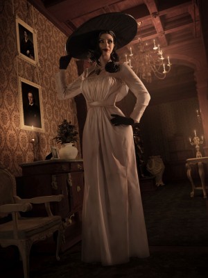 Lady Melamori - Alcina Dimitrescu_11