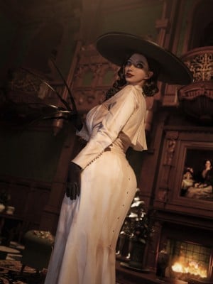 Lady Melamori - Alcina Dimitrescu_14