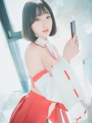 Kang In-kyung (강인경) - Summoner Girl_Kang-In-kyung-Summoner-Girl-13