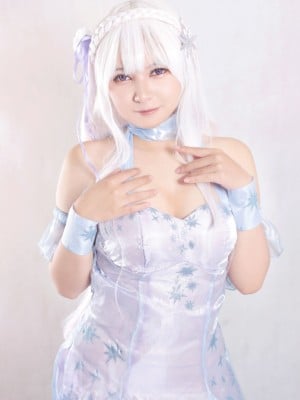 [Foxy Gravia] Emilia_11