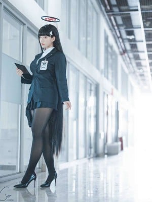 Cien cosplay Blue_Archive_RIO_02