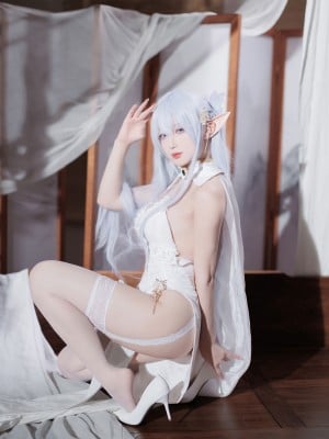 封疆疆 阿尔比恩旗袍_05