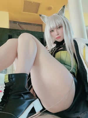 【祝4周年明日方舟】アークナイ新コーデケルシー先生がセクシーすぎる【一月から新キャラまだまだ続きます】_04