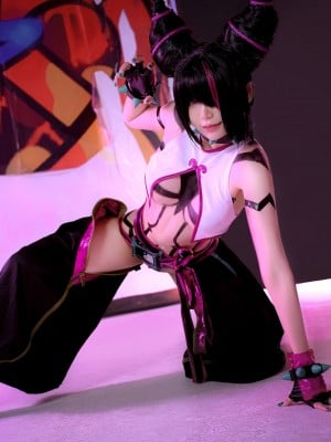 ZinieQ - Juri Han_10