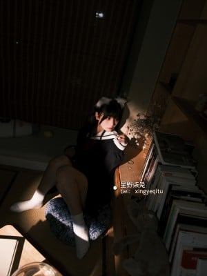 [星野柒兔] 放学后抓鱼的女孩_014