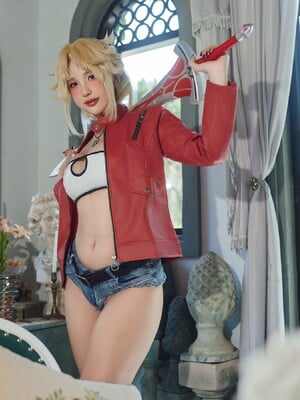 Puypuy プィプィ (Puypuychan) cosplay Mordred - FateGrand Order_006