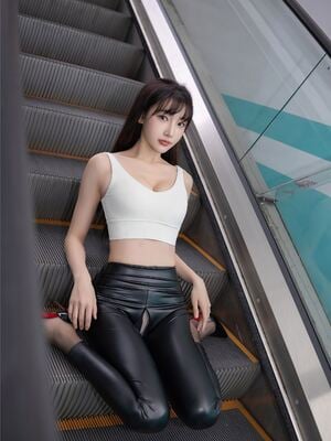 【丝袜控】秀人网精品套图之---陆萱萱（3）_24mnorg_1 3